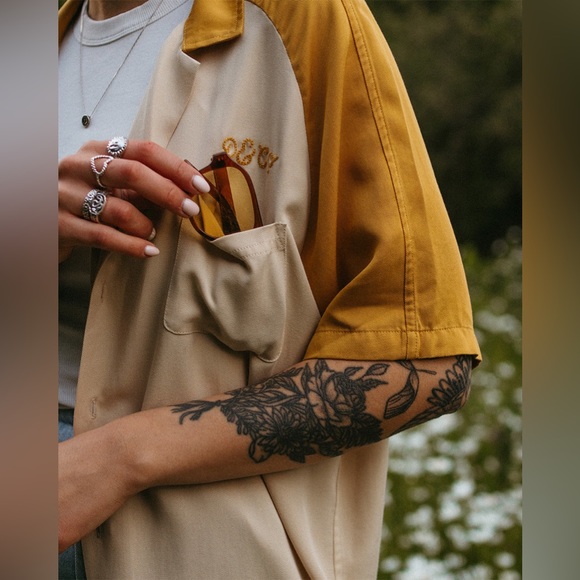 P&Co Easy Breezy Bowling Shirt (Unisex) - Picture 6 of 11